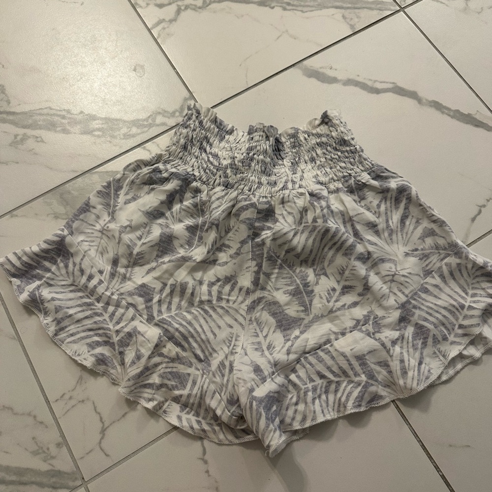Sincerely Jules White Shorts with Light Gray Tie-Dye